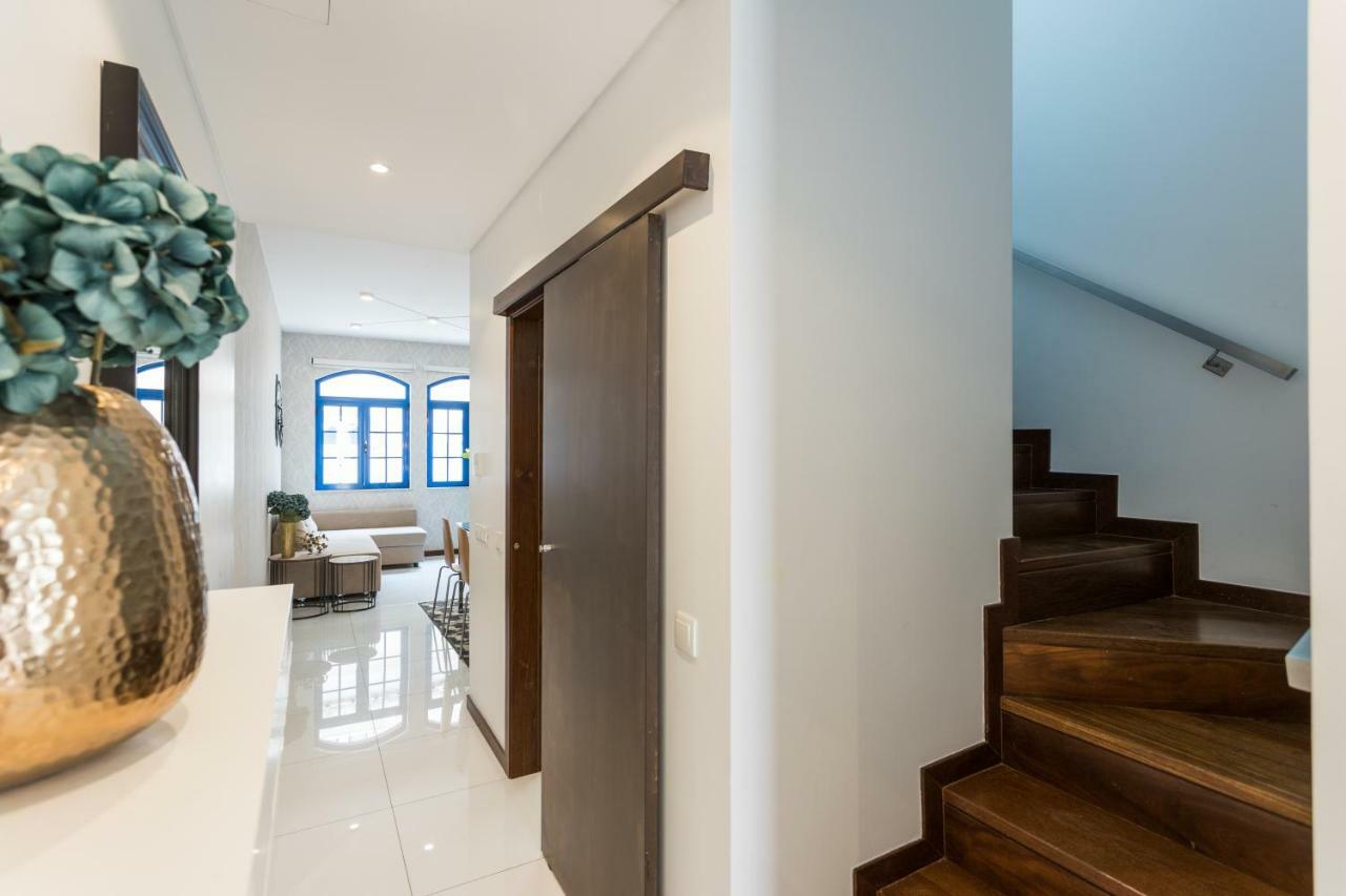 Rossio Penthouse Three-Bedroom Apartment W/ River View And Parking - By Lu Holidays Lizbona Zewnętrze zdjęcie