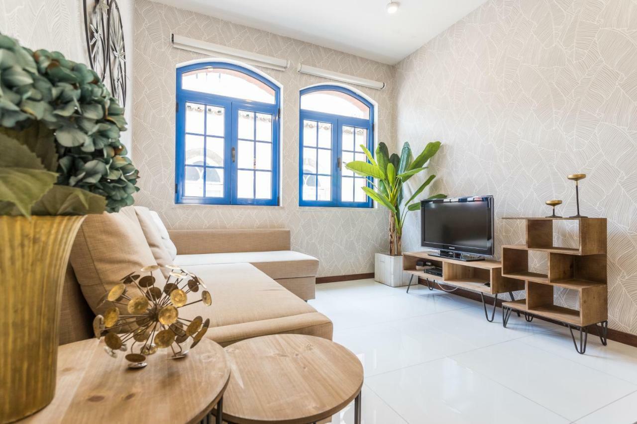 Rossio Penthouse Three-Bedroom Apartment W/ River View And Parking - By Lu Holidays Lizbona Zewnętrze zdjęcie