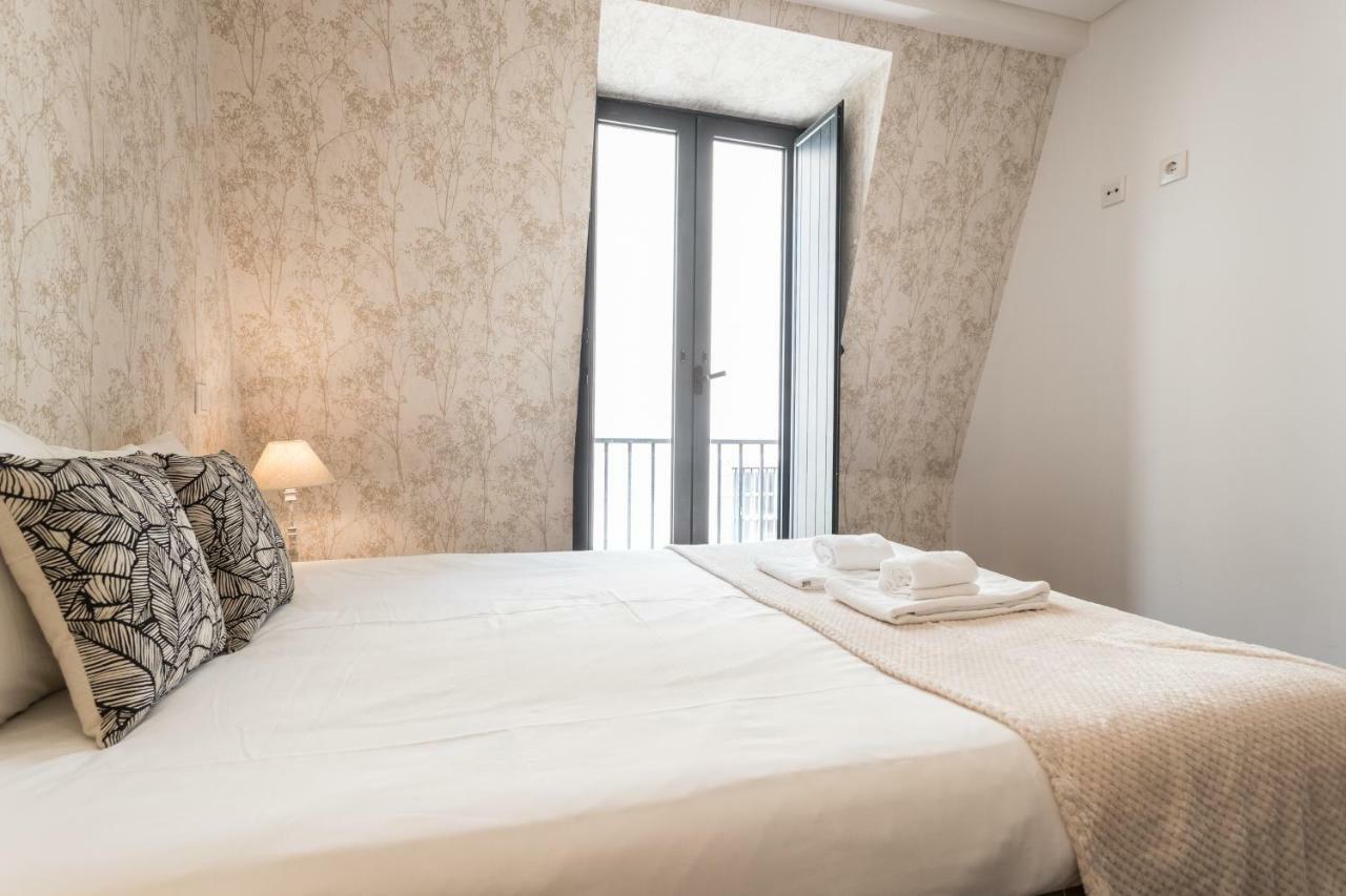 Rossio Penthouse Three-Bedroom Apartment W/ River View And Parking - By Lu Holidays Lizbona Zewnętrze zdjęcie
