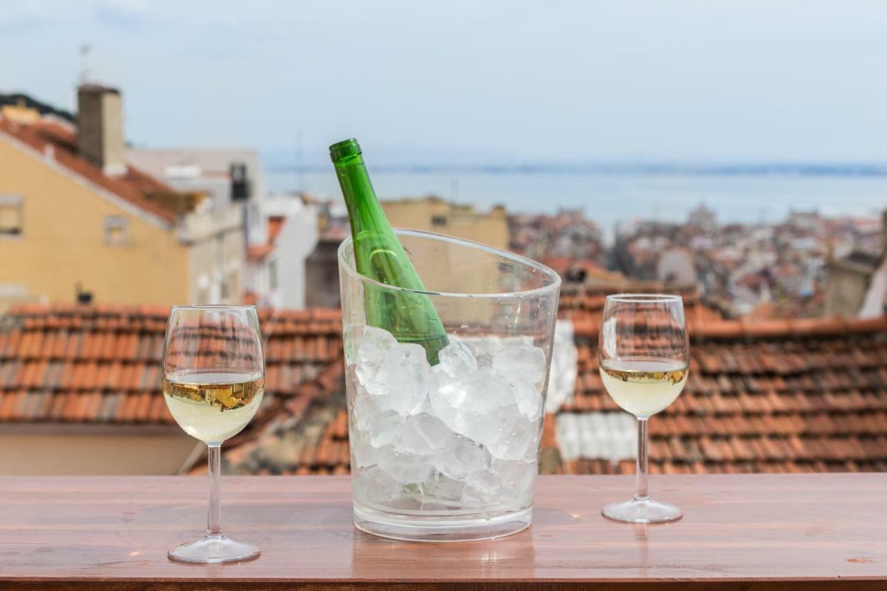 Rossio Penthouse Three-Bedroom Apartment W/ River View And Parking - By Lu Holidays Lizbona Zewnętrze zdjęcie